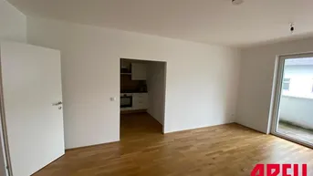 Expose 2 ZIMMER STADTWOHNUNG MIT TOLLEM BALKON ZUM WOHLFÜHLEN - KÜCHE INKL.
