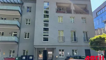 Expose FREUNDLICHE 2 ZIMMERWOHNUNG IN DER NÄHE DES BAUERNBERGS UND DOCH ZENTRUMSNAH!