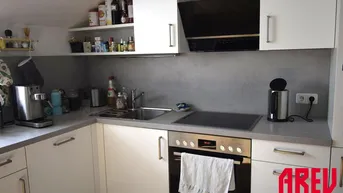 Expose HELLE 2 ZIMMERWOHNUNG IM DACHGESCHOSS IN URFAHR - TOP 09