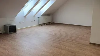 Expose SCHÖNE BÜRFLÄCHE IN DER COULINSTRASSE ZU MIETEN