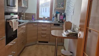 Expose attraktive 4-Zimmer-Wohnung mit Loggia und PKW-Stellplatz im Freien