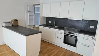 Expose  hochwertige 3-Zimmer Eckwohnung mit Balkon + Tiefgaragen-Stellplatz