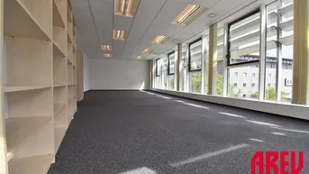 Expose IDEALE BÜROFLÄCHE IN DER BLUMAUERSTASSE IM 4.OG