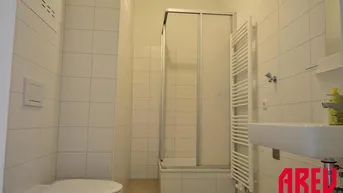 Expose  SCHÖNE 2 ZIMMERWOHNUNG MIT NEUER KÜCHE- SANDGASSE 14 Top 06