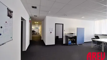 Expose ATTRAKTIVES BÜRO IN LINZ: 334m² INKL. 5 PARKPLÄTZEN!