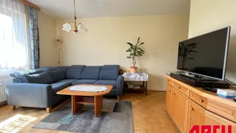 Expose 3-Zimmer Wohnung mit Eigengarten und PKW-Stellplatz