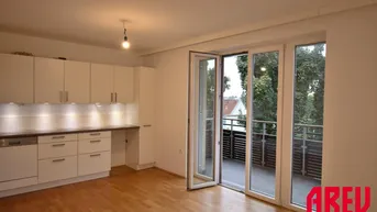 Expose GUT BETREUT! CHARMANTE 3-ZIMMERWOHNUNG IM GRÜNEN - TOP 12