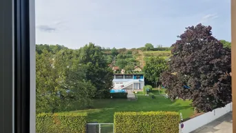 Expose GUT GESCHNITTENE TRAUMWOHNUNG IM DACHGESCHOSS MIT TOLLER TERRASSE UND FERN- SOWIE WAGRAMBLICK - PROVISIONSFREI