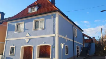 Expose EHEMALIGES WINZERHAUS MIT JEDER MENGE WOHNRAUM UND VIEL CHARME ALS IHR ZUKÜNFTIGES TRAUMHAUS