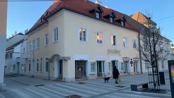 Expose Ihre Einkaufscity in Wr. Neustadt mit perfekter Dachterrassenwohnung am Domplatz