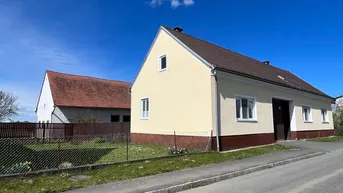 Expose TOP gepflegtes Bauernhaus mit ruhigem Innenhof in Ortsrandlage