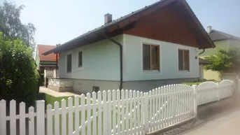 Expose Exklusiver Bungalow mit großem Garten!