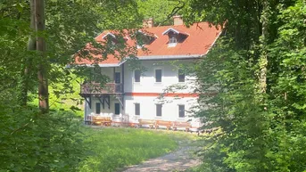 Expose Saniertes Landhaus aus der Jahrhundertwende in Alleinlage unweit von Rax und Schneeberg