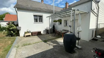 Expose Einfamilienhaus mit uneinsehbarem Garten in guter Lage