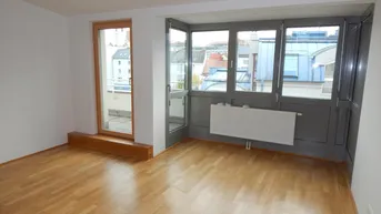 Expose PROVISIONSFREIE, TRAUMHAFTE, SEHR GEPFLEGTE 2-ZIMMER-TERRASSENWOHNUNG IN TOPLAGE IM ZENTRUM