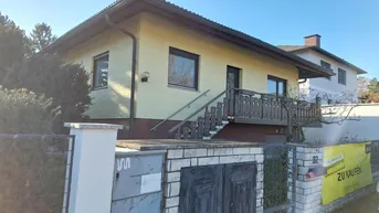 Expose Traumgrundstück Perchtoldsdorf mit sanierungsbedürftigem Bungalow