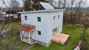 Expose Preisreduziert - Gelegenheit - Sofortbezugsfertiges Einfamilienhaus mit Solaranlage und Eigengrund incl. Einbauküche!