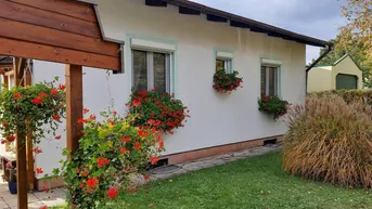 Expose Einfamilienhaus mit Vollkeller in ruhiger Lage !