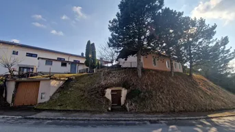 Expose LIEBEVOLLES LANDHAUS MIT INNENHOF, WERKSTATT UND NEBENGEBÄUDEN IN PARADIESISCHER GRÜNLAGE