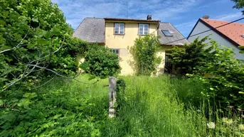 Expose Herrliches Grundstück mit erhaltenswertem Gebäude am Badener Berg/ Mitterberg, perfekt für Individualisten