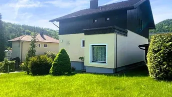 Expose Gepflegtes Wohnjuwel mit Weitblick! Platz für Generationen!