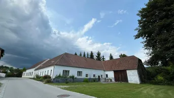 Expose IHR SANIERUNGSBEDÜRFTIGES PARADIES FÜR MENSCH UND TIER MIT POTENTIAL UND GROSSEM GRUNDSTÜCK
