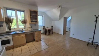 Expose GUT GESCHNITTENE HELLE 2 ZIMMER WOHNUNG MIT LOGGIA UND KFZ-ABSTELLPLATZ