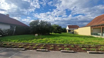 Expose RARITÄT: EINE SELTENE GELEGENHEIT BIETET DIESES BAUGRUNDSTÜCK IN RUHIGER BESTLAGE MITTEN IN DER GARTENSTADT TULLN AN DER DONAU DAS ALLES OHNE BAUZWANG