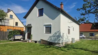 Expose GARTEN- UND OBSTLIEBHABER AUFGEPASST - LIEBEVOLLES LANDHAUS FÜR ZWEI PERSONEN MIT GROSSEM GRUNDSTÜCK SAMT OBSTBÄUMEN