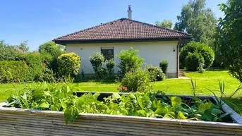 Expose Einziehen und bleiben! Gepflegter Bungalow, traumhafte Grünlage!