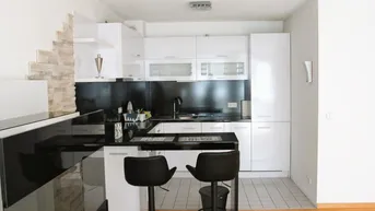 Expose Moderne 3-Zimmer-Wohnung in zentraler Lage mit Tiefgaragenplatz