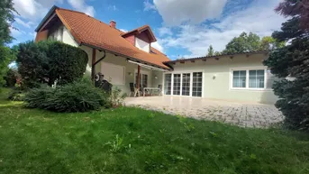 Expose Einfamilienhaus mit Doppelgarage und Schwimmhalle in Guntramsdorfer Bestlage