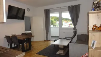 Expose MIETE - TOLLE, MODERNE ZWEIZIMMERWOHNUNG MIT LOGGIA!