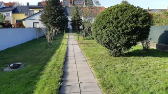 Expose 945 m² Baugrundstück in zentraler Lage von Spillern mit Altbestand