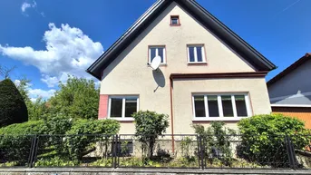 Expose Charmantes Einfamilienhaus mit großem Garten - Wimpassing