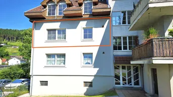 Expose Sonnige 3-Zimmer-Wohnung mit Carport und Grünblick