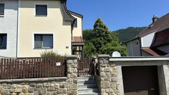 Expose Charmantes Wohnhaus in Grünbach am Schneeberg – Gepflegt, saniert und bezugsbereit!