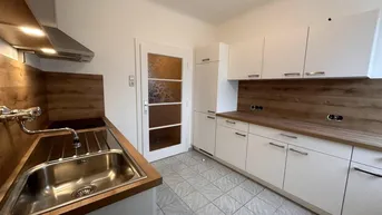 Expose Modernes Wohnen in Eisenstadt - Komplett sanierte 2-Zimmer Wohnung in zentraler Lage für 698€!