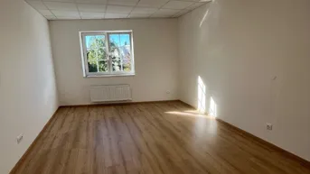 Expose Eisenstadt/Zentrum - Komplett neu renoviertes 110m2 großes Büro bzw. Praxisräume!