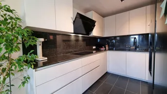 Expose PREISREDUZIERT! TOP-DEAL! FABELHAFTE DACHTERRASSENWOHNUNG MIT FERNBLICK. S-BAHN UMS ECK. TOP INFRASTRUKTUR.
