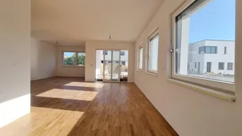 Expose ERSTBEZUG. EINZELHAUS AUF EINZELPARZELLE. 504 m² GRUND. 4 ZIMMER. CARPORT. ROLLLÄDEN. KLIMA und vieles mehr.
