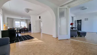 Expose 530 m² GRUNDSTÜCK. ALLEINEIGENTUM. 176 m² WFL, TEILKELLER, 39 m² DOPPELGARAGE. EINFAMILIENHAUS MIT POTENTIAL.