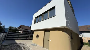 Expose TOPCHANCE! DESIGNER-EINZELHAUS MIT KELLER. HIGH-END-AUSSTATTUNG!