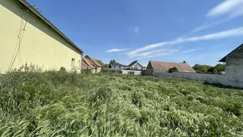 Expose Baugrundstück mit Bauplan von 880m² Grundfläche – 604,62m² Bebauubare Fläche