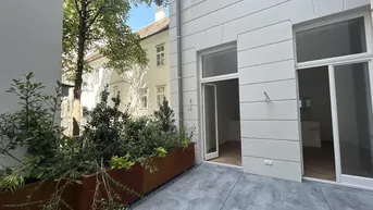 Expose Repräsentativer, wunderschöner Altbau mit Terrasse + Garten - Erstbezug!