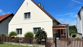 Expose Einfamilienhaus mit Nebengebäude