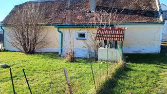 Expose Steinhäuschen mit Potential in sonniger Lage