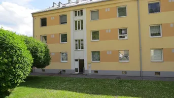 Expose 2103 Langenzersdorf/top Lage: Erstbezug nach Sanierung: 3 Zimmer-Wohnung mit verglaster Loggia und Gemeinschaftsgarten
