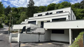 Expose Exklusive Doppelhaushälfte in Klosterneuburg- modernes Wohnen - 5 Zimmer mit 2 Terrassen und Stellplätzen