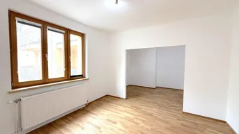 Expose Canalettogasse | Frisch renovierte Garçonnière mit separater Küche und Abstellraum